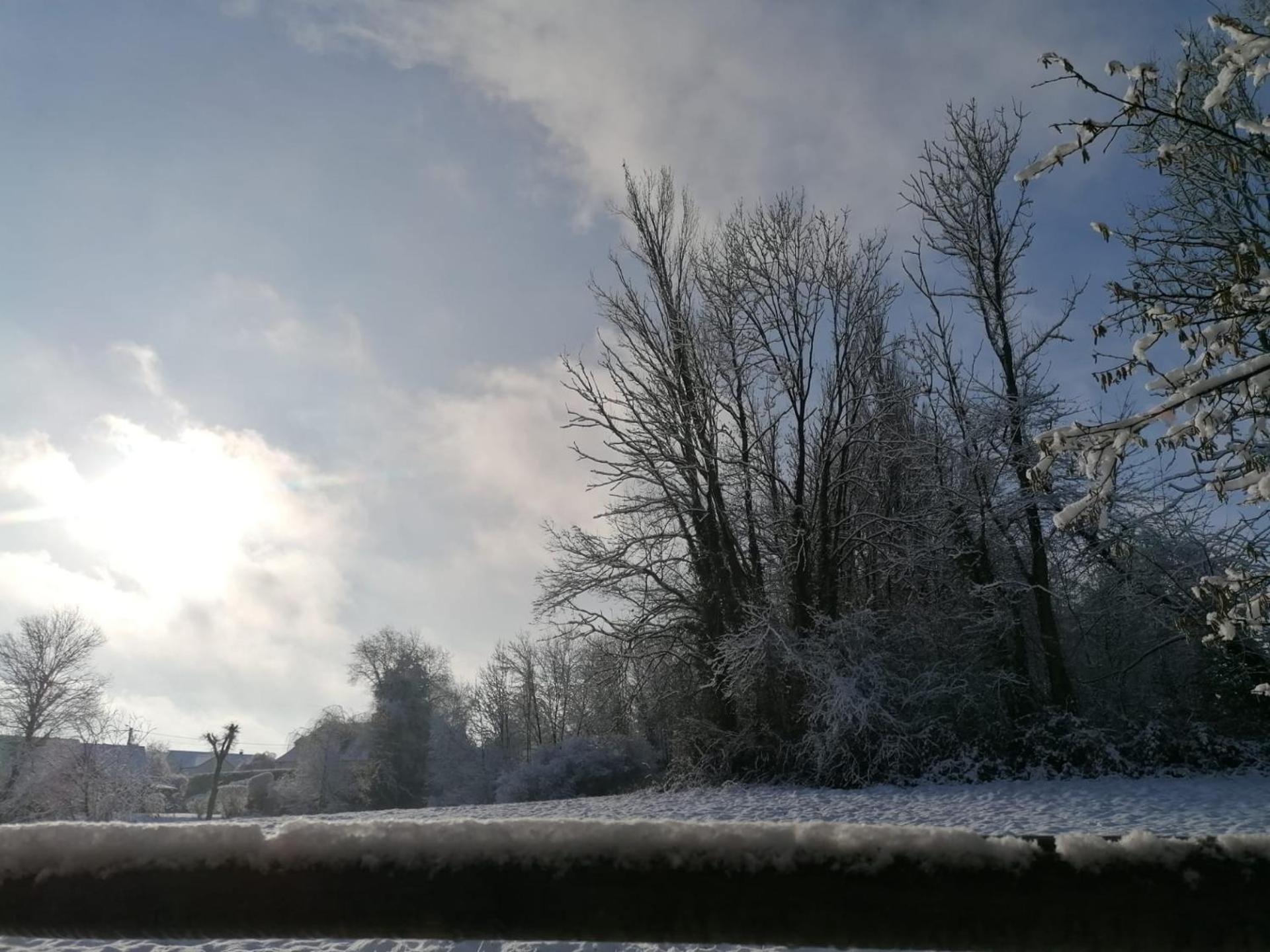 Les Hauts De Meez Dinant Zewnętrze zdjęcie