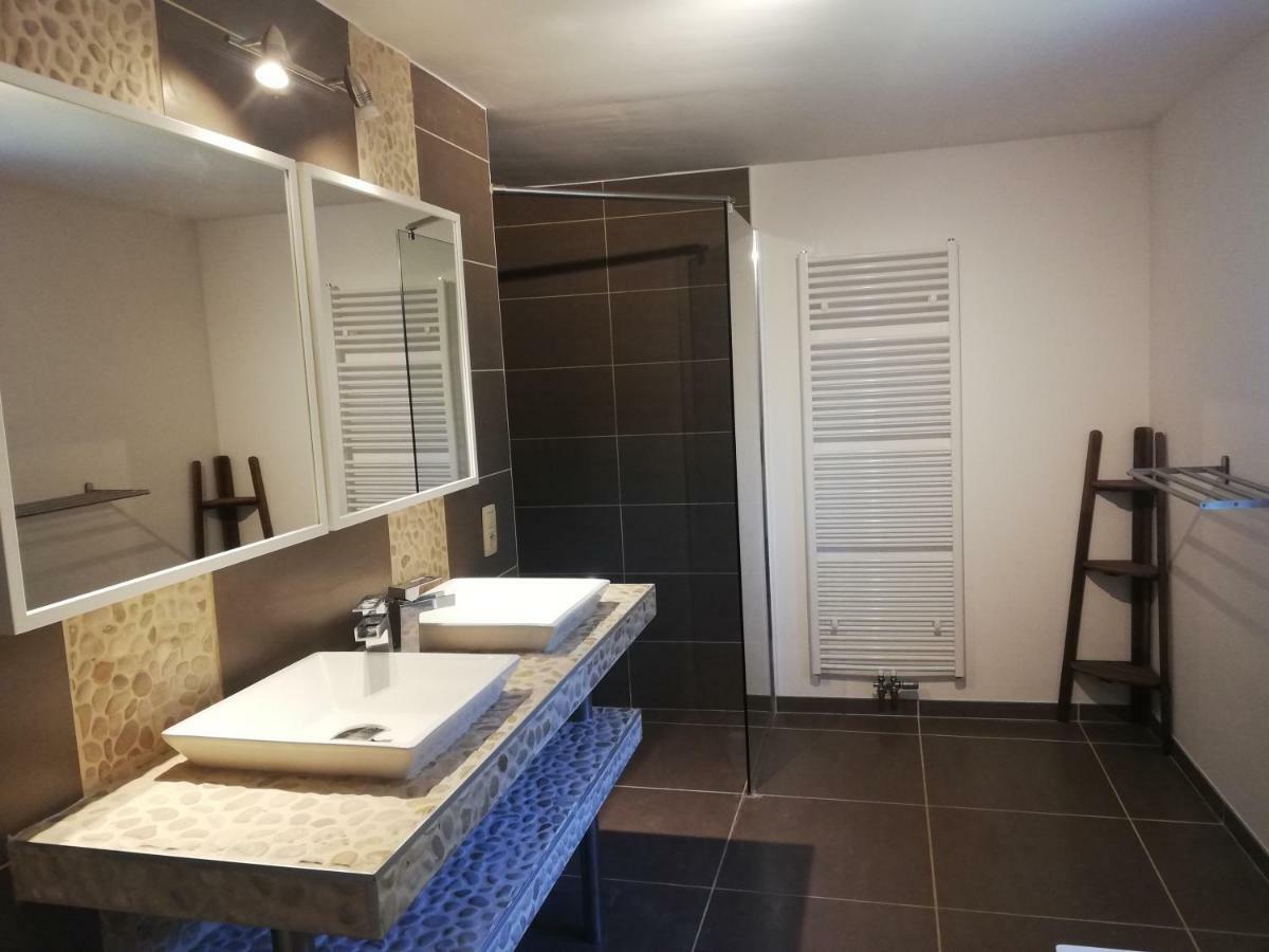 Apartament Les Hauts De Meez Dinant Zewnętrze zdjęcie